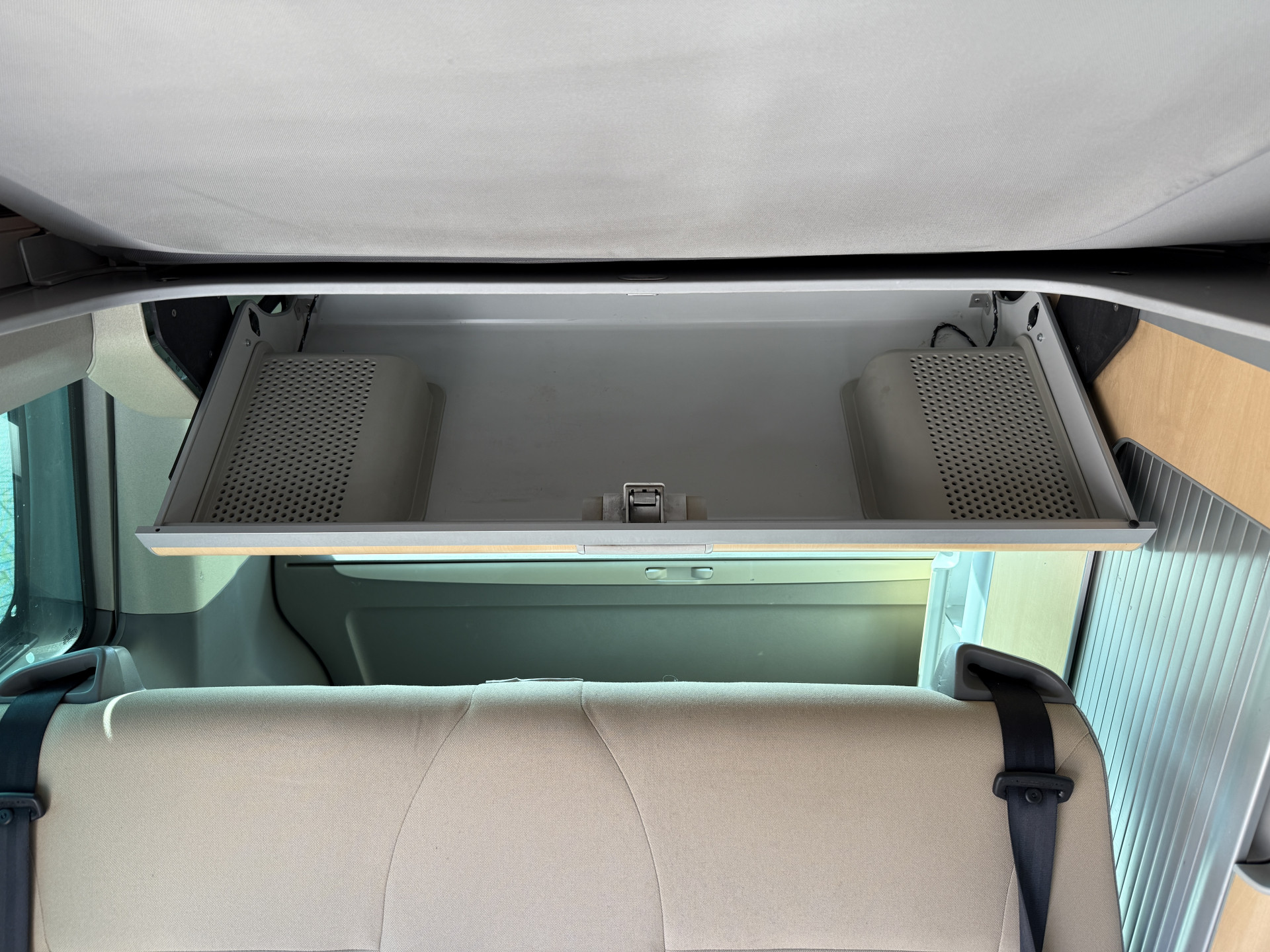 Volkswagen  California 2.5 TDI 131PK AUT / Elektr.Hefak / Clima / Navi 47508461-21.jpg | Korf Auto