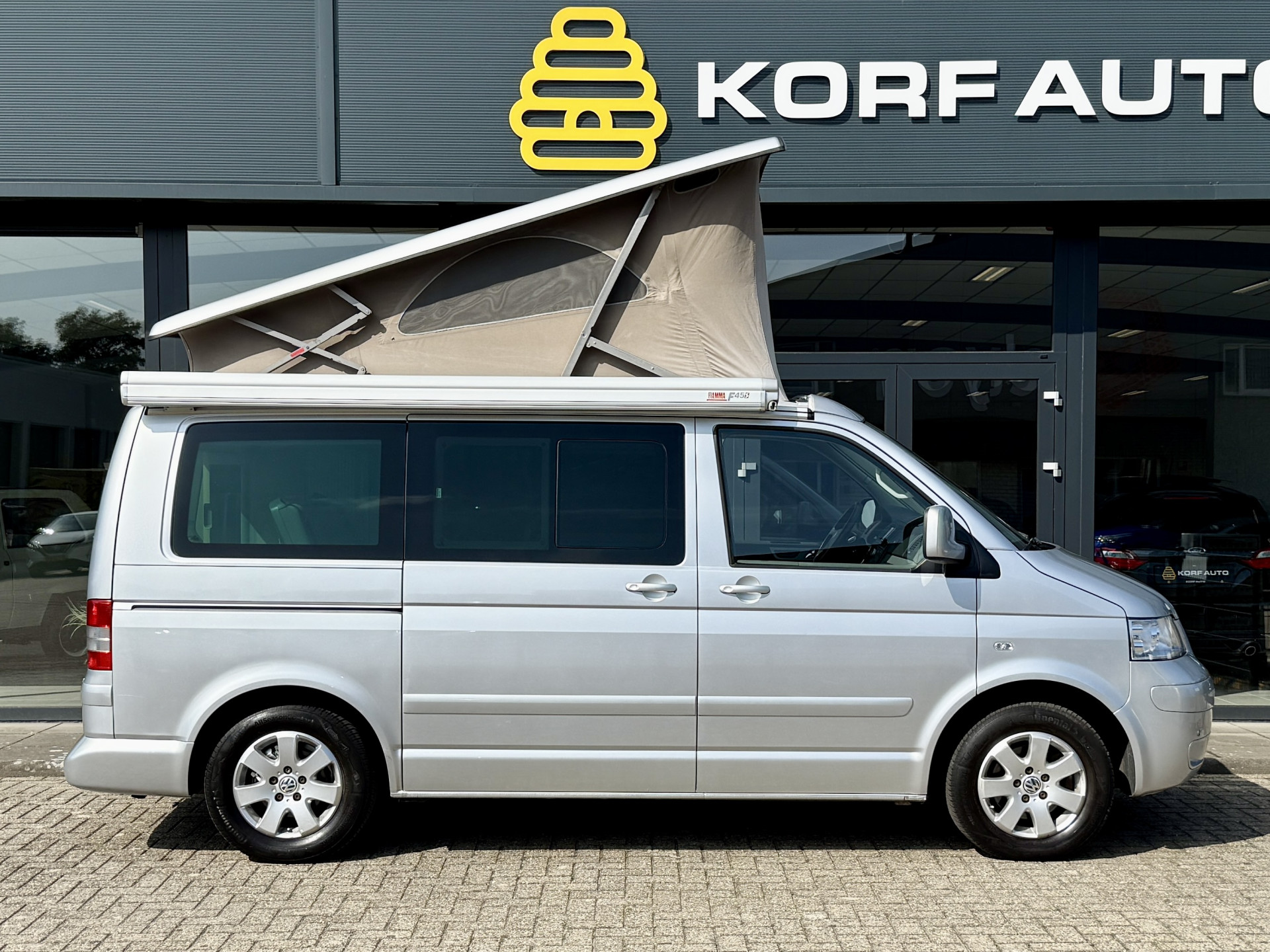 Volkswagen  California 2.5 TDI 131PK AUT / Elektr.Hefak / Clima / Navi 47508461-25.jpg | Korf Auto