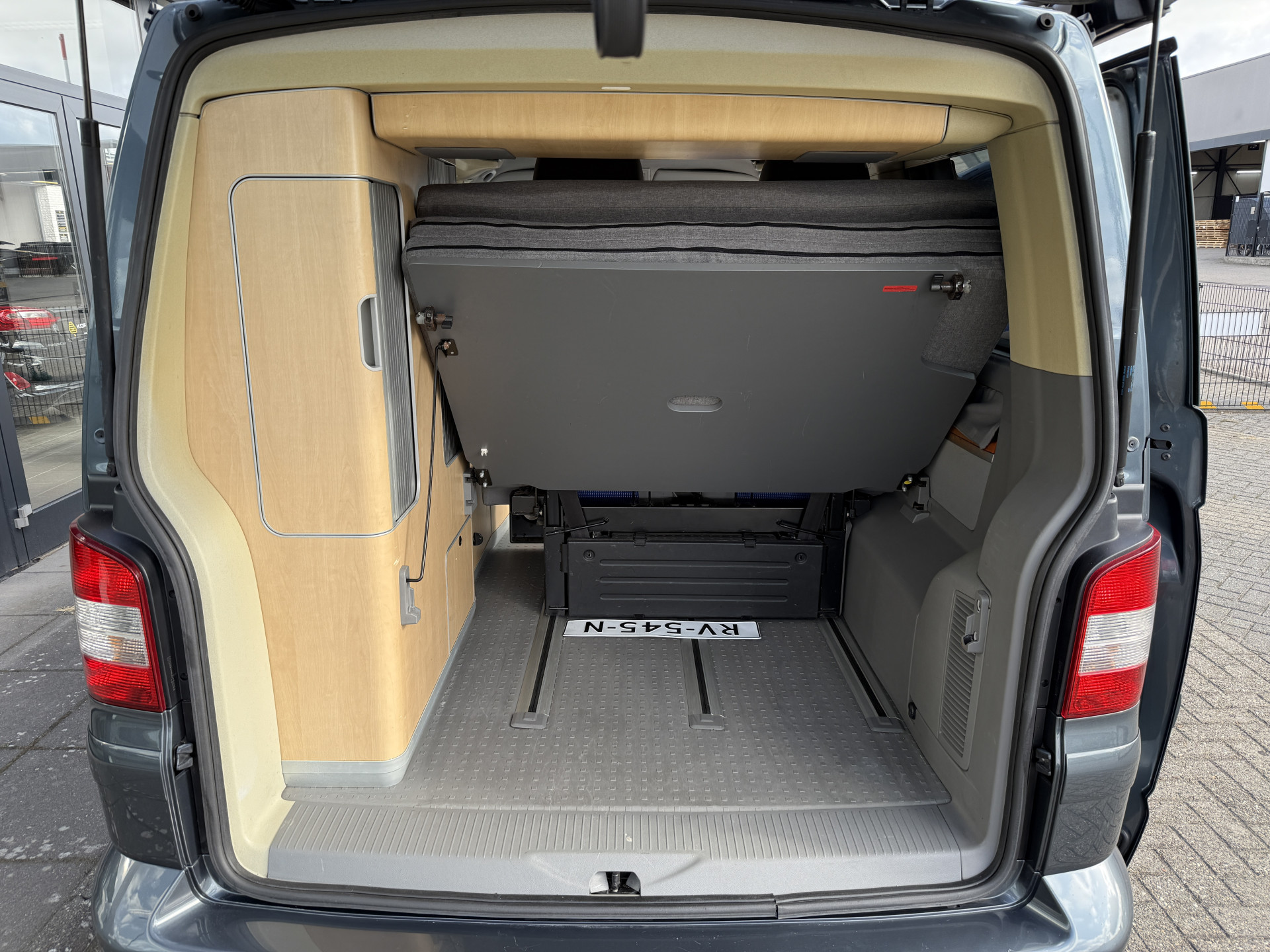 Volkswagen  California 2.5 TDI 131PK / VERKOCHT 47532334-18.jpg | Korf Auto