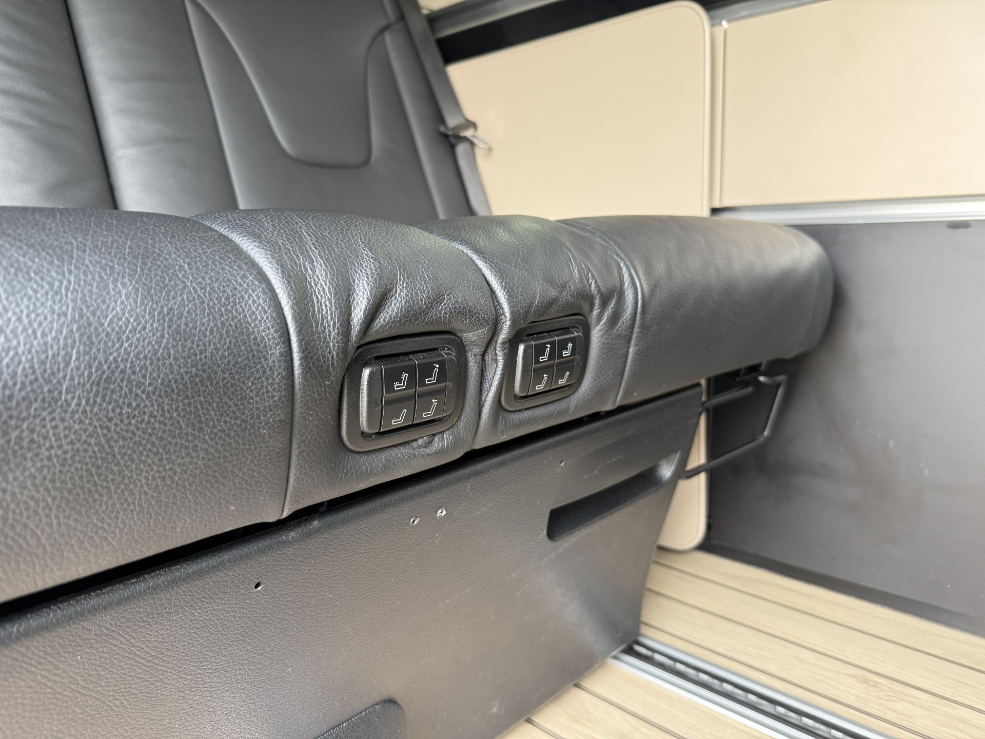 Mercedes-Benz  V-klasse 250d Marco Polo Westfalia AMG Edition / 360*Camera / Elektr. hefdak 48593057-22.jpg | Korf Auto