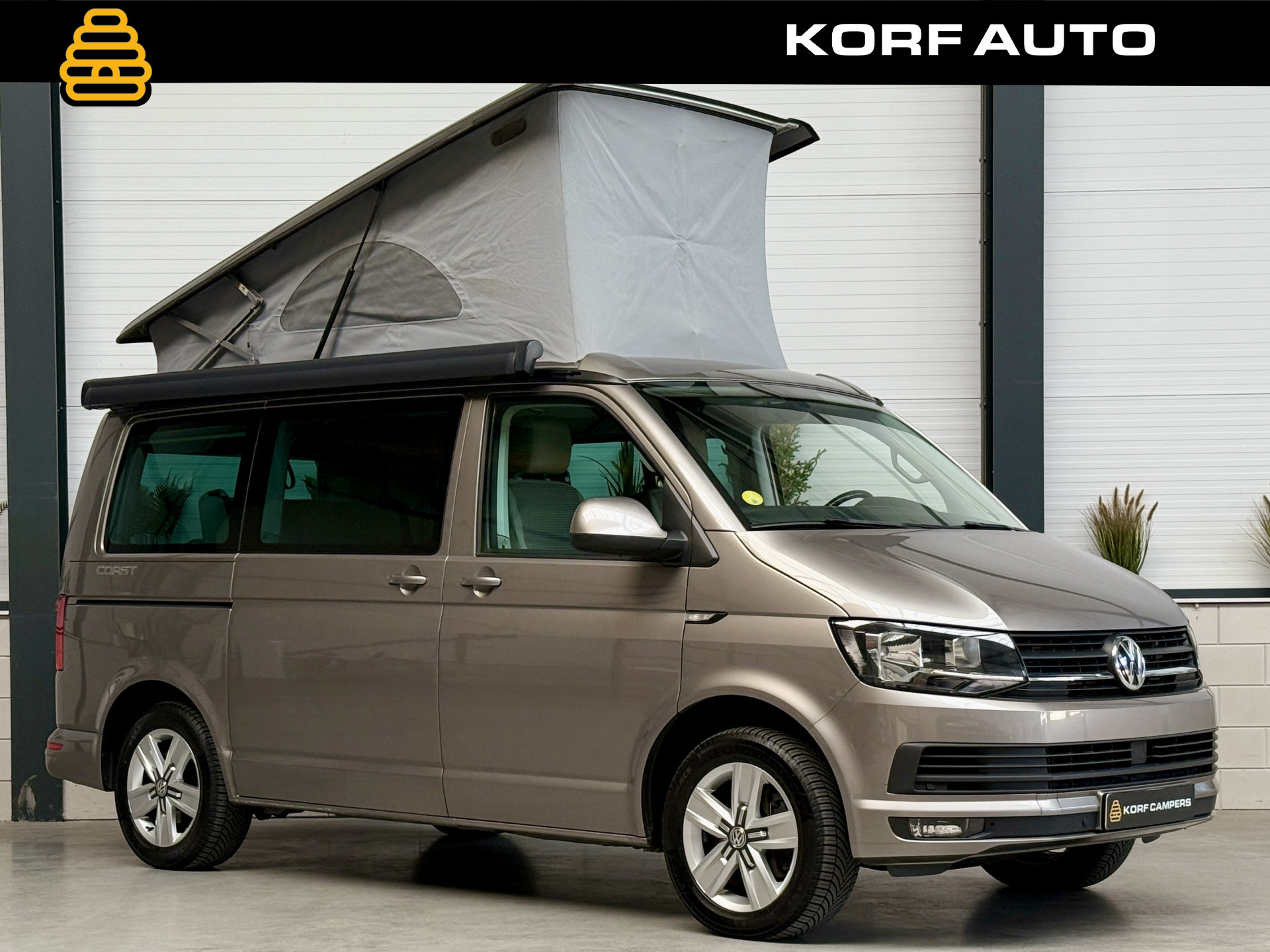 Volkswagen  California T6 Coast 150PK DSG | ACC | Trekhaak | Navi 48651061-0.jpg | Korf Auto