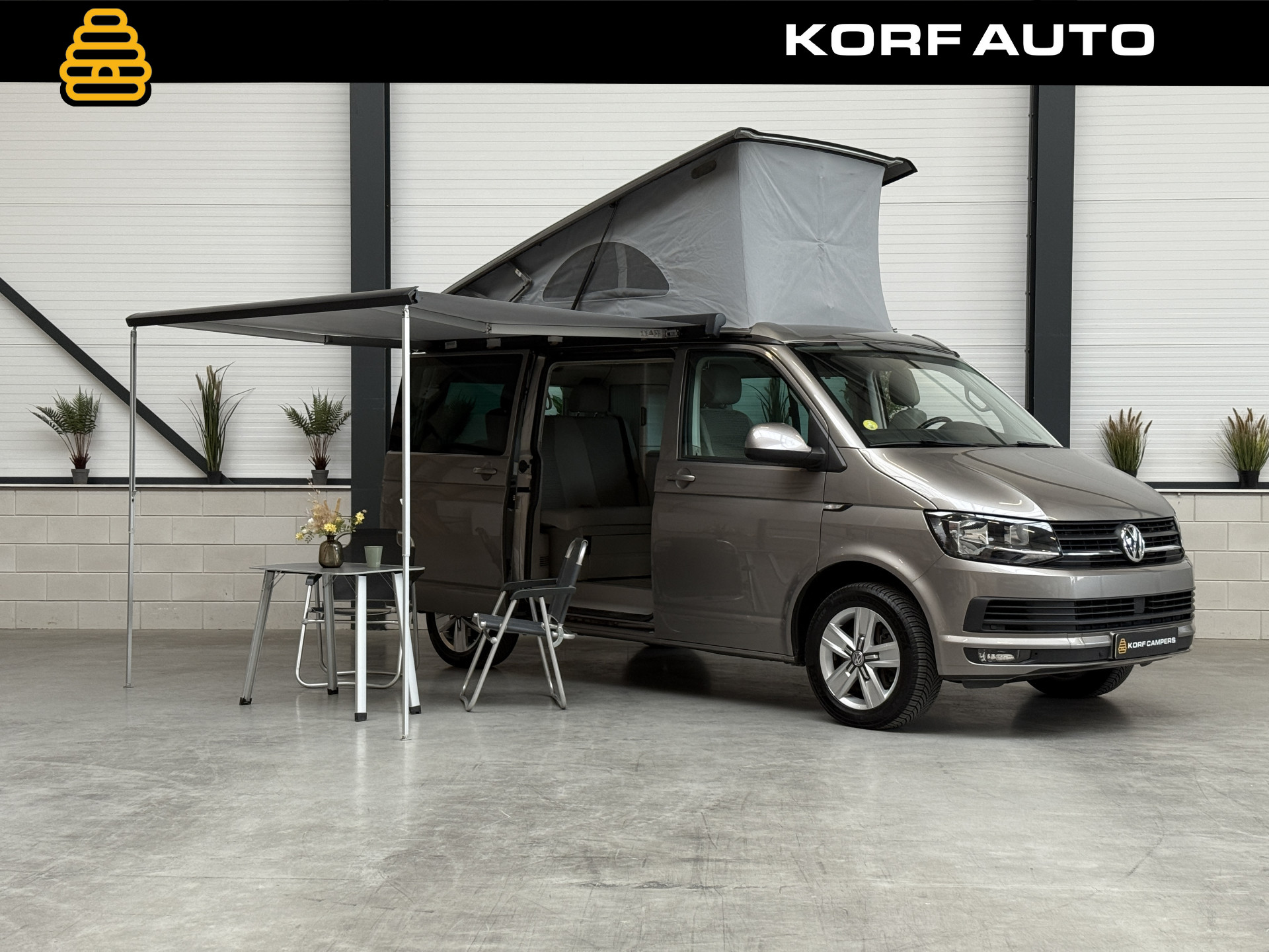 Volkswagen  California T6 Coast 150PK DSG | ACC | Trekhaak | Navi 48651061-2.jpg | Korf Auto