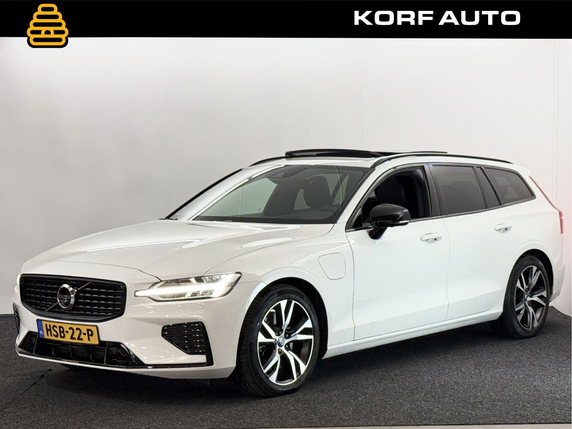 Volvo V60 2.0 T6 Recharge AWD R-Design / Pano / H&K / 360*camera 49837843-0.jpg | Korf Auto