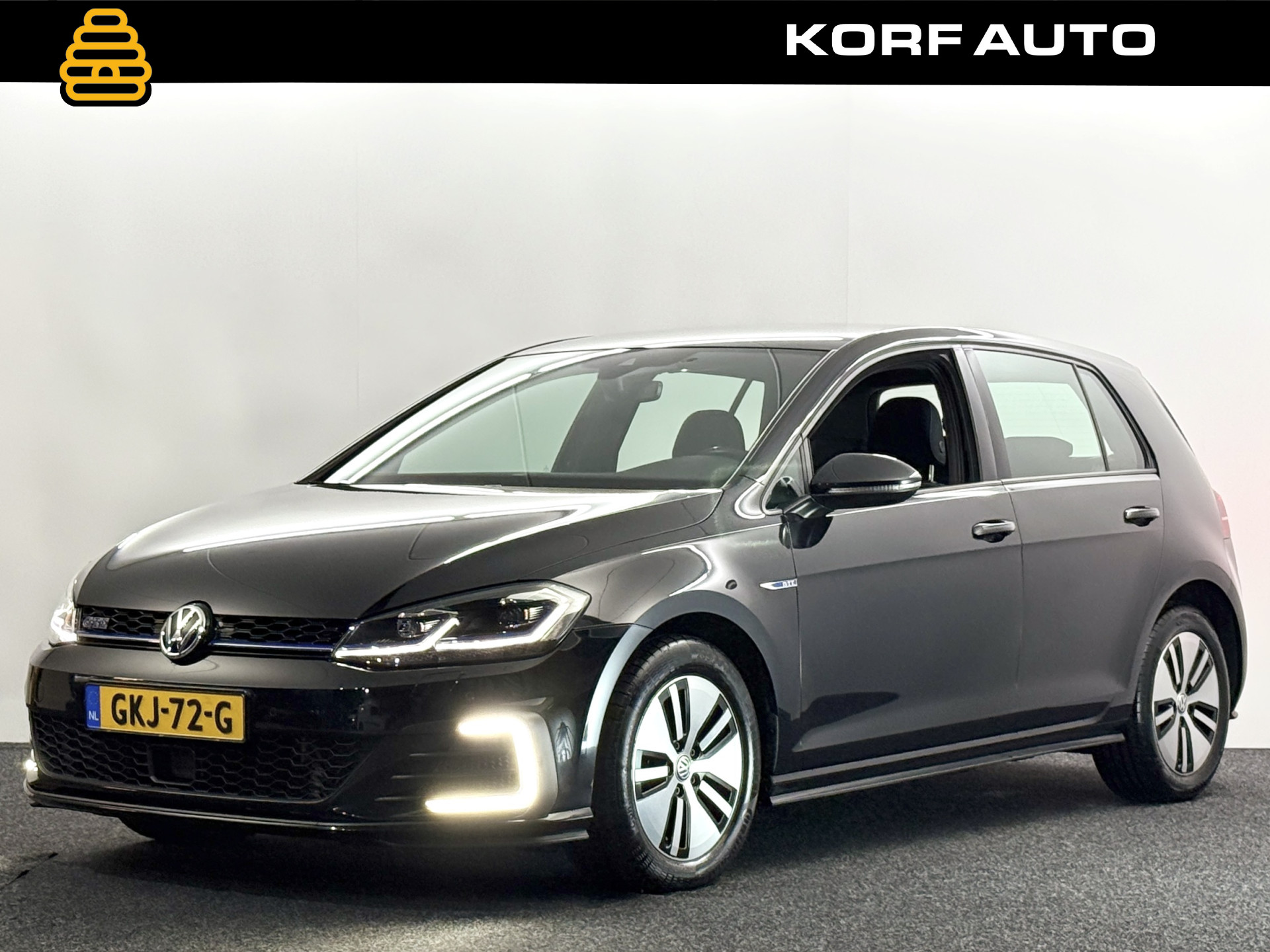 Volkswagen Golf 1.4 TSI PHEV GTE / Matrix-LED / Winterpakket 49851763-0.jpg | Korf Auto