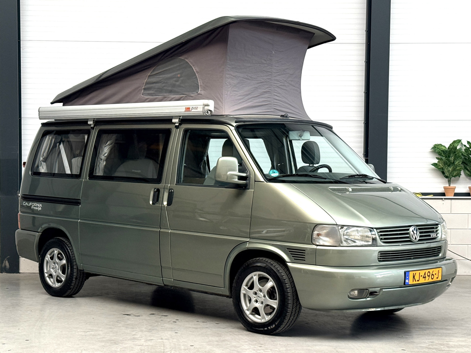 Volkswagen  T4 Westfalia California freestyle 2.5 TDI AUT / Airco / Hefdak / Origineel 50573293-0.jpg | Korf Auto