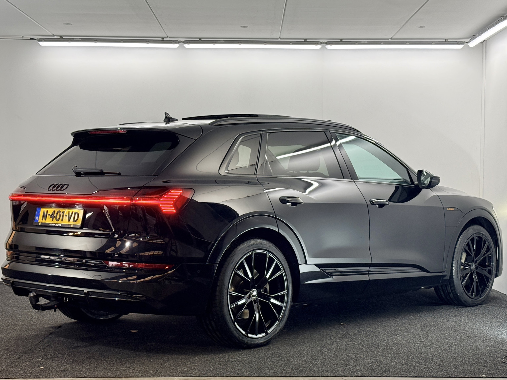 Audi e-tron 55 quattro S edition 95 kWh / VERKOCHT 50610338-1.jpg | Korf Auto
