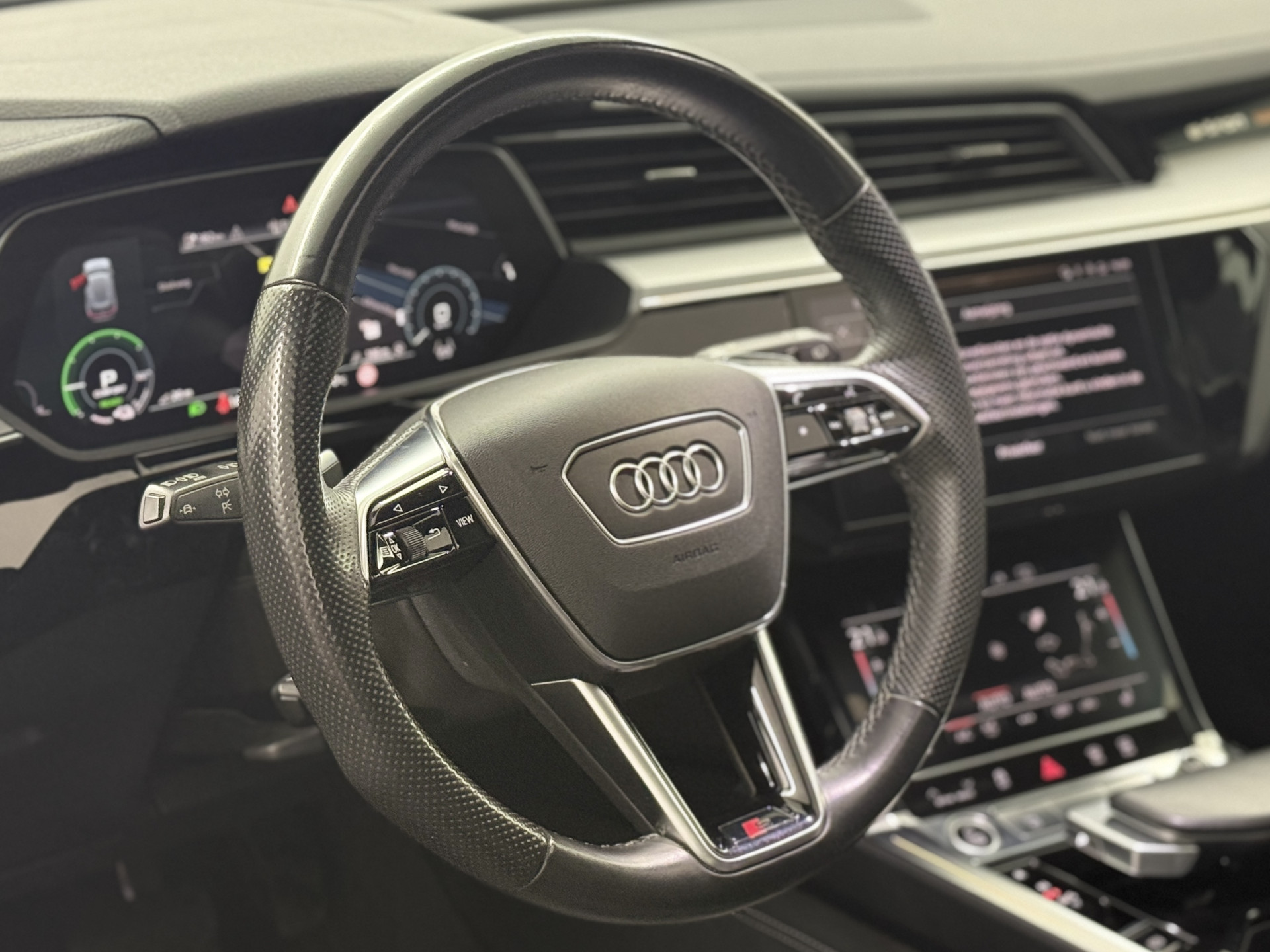 Audi e-tron 55 quattro S edition 95 kWh / VERKOCHT 50610338-16.jpg | Korf Auto