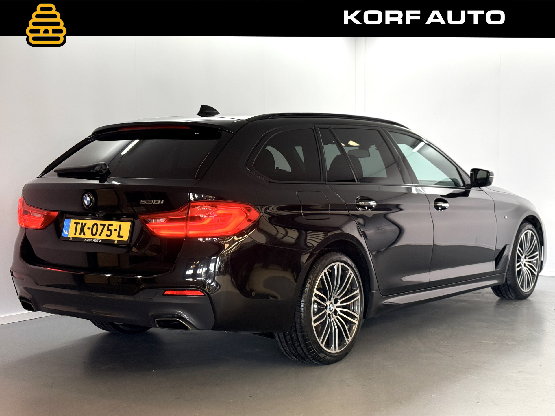 BMW 5 Serie Touring 530i High Ex. M-sport / VERKOCHT 50704034-1.jpg | Korf Auto