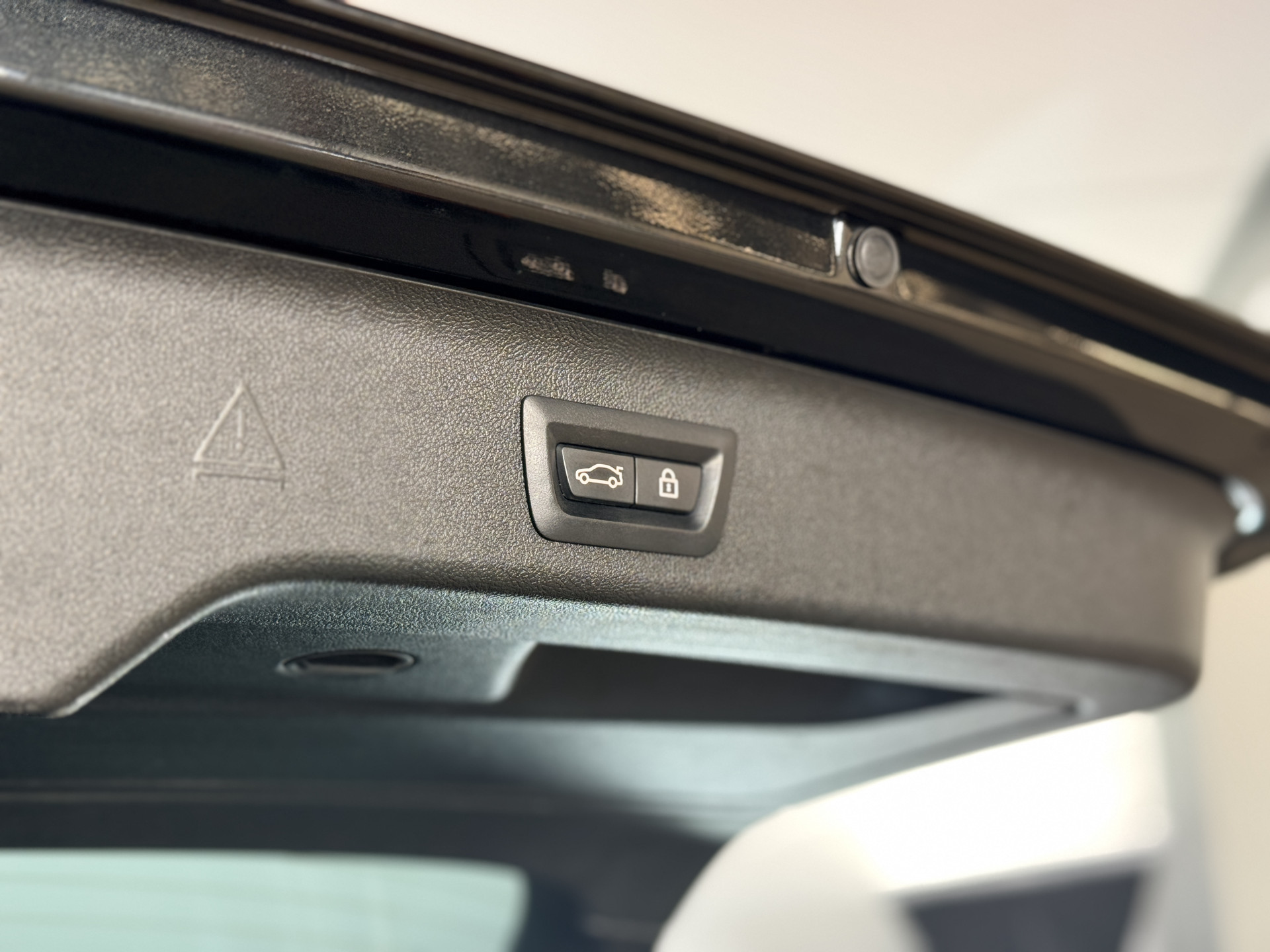 BMW 5 Serie Touring 530i High Ex. M-sport / VERKOCHT 50704034-24.jpg | Korf Auto