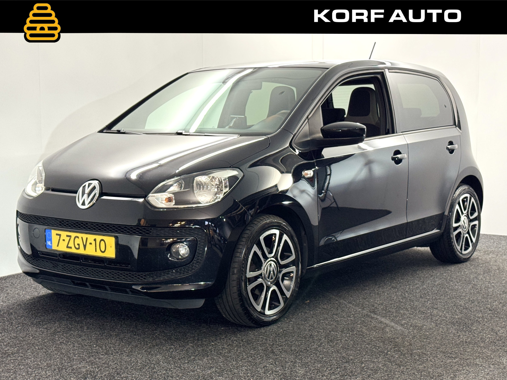 Volkswagen up! 1.0 high up! BlueMotion / Navi / Cruise / Sensoren 50818996-0.jpg | Korf Auto