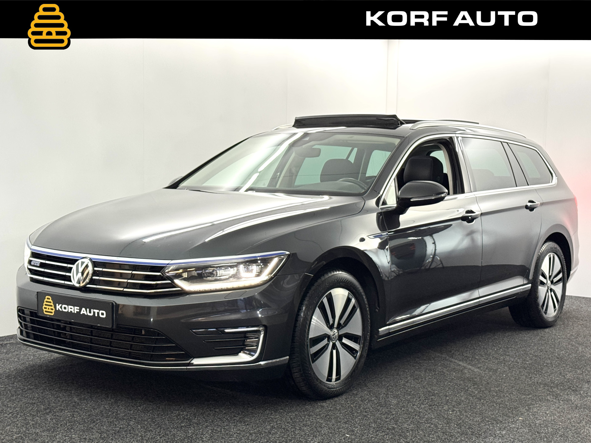 Volkswagen Passat Variant 1.4 TSI GTE / Pano / Winterpakket / Trekhaak 51263496-0.jpg | Korf Auto