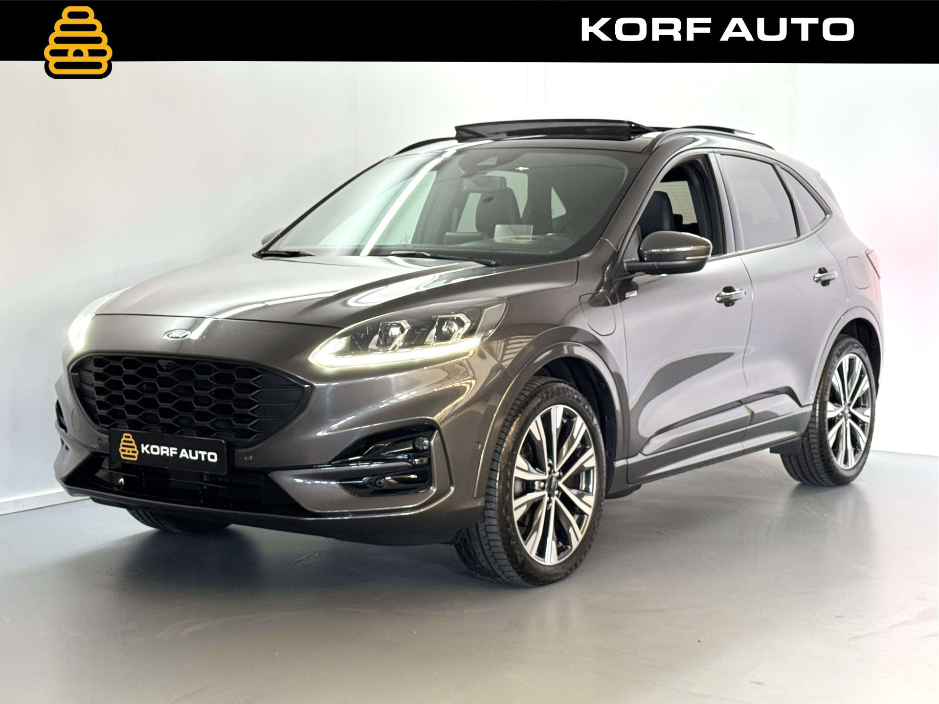 Ford Kuga 2.5 PHEV ST-Line X / Pano / B&O / HUD / Camera / Memory 52149454-0.jpg | Korf Auto