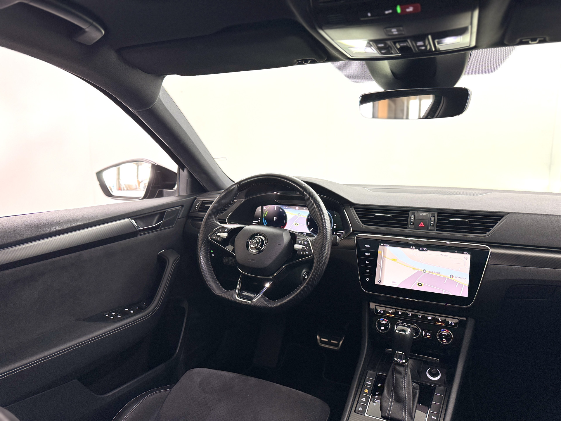 Škoda Superb Combi 1.4 TSI iV Sportline | VERKOCHT 52251140-2.jpg | Korf Auto