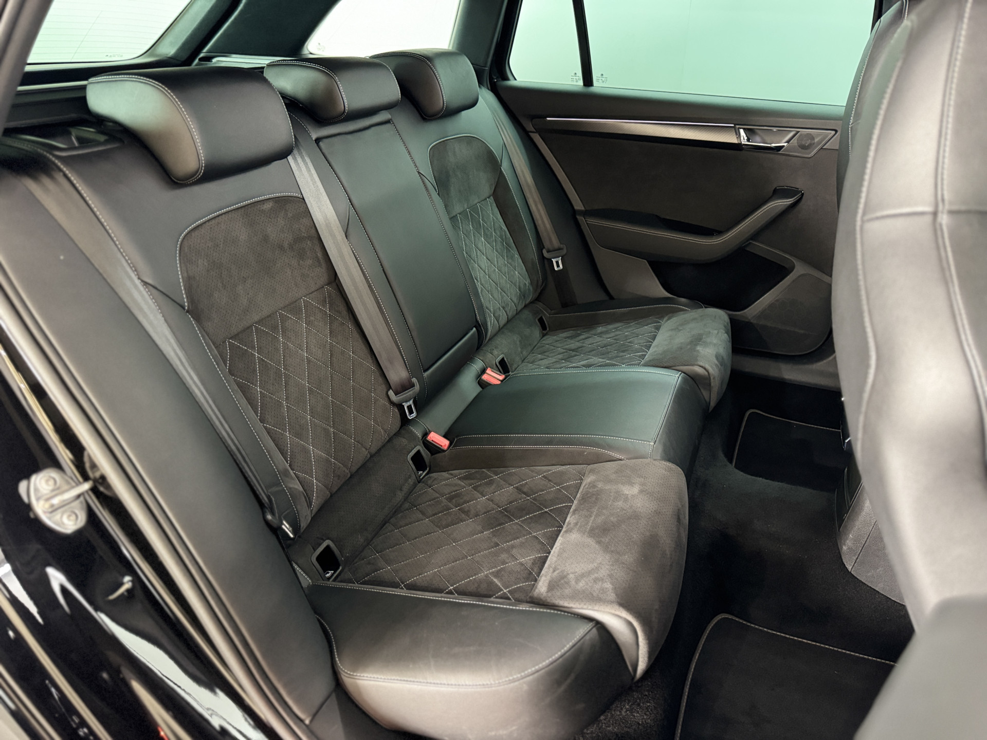 Škoda Superb Combi 1.4 TSI iV Sportline | VERKOCHT 52251140-34.jpg | Korf Auto