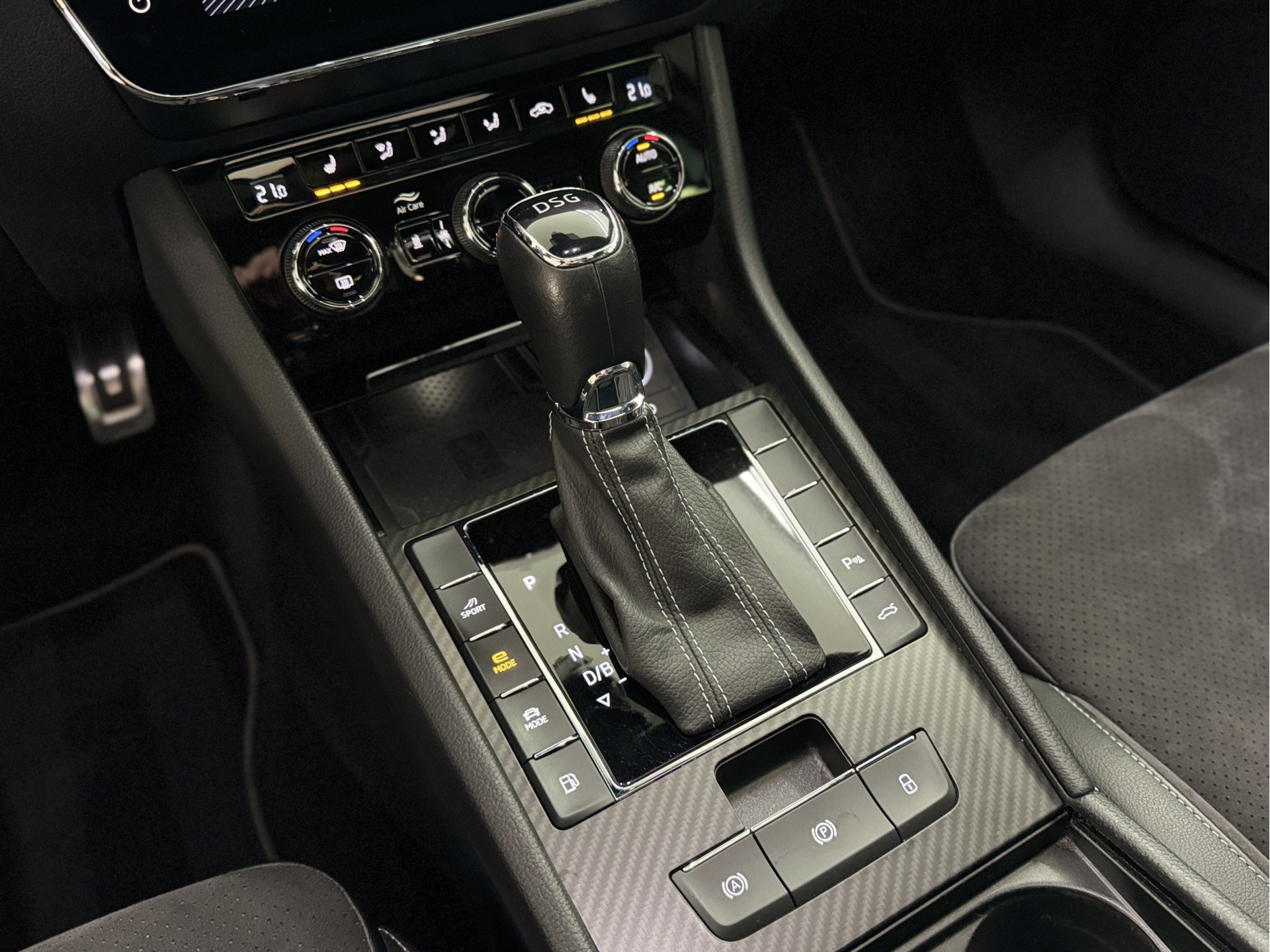 Škoda Superb Combi 1.4 TSI iV Sportline | VERKOCHT 52251140-6.jpg | Korf Auto