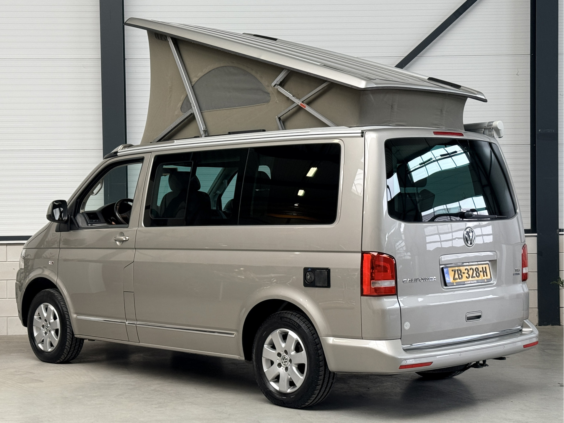 Volkswagen  California 140PK DSG | Elektr.Hefdak | Navi | Clima | Cruise 52576863-1.jpg | Korf Auto