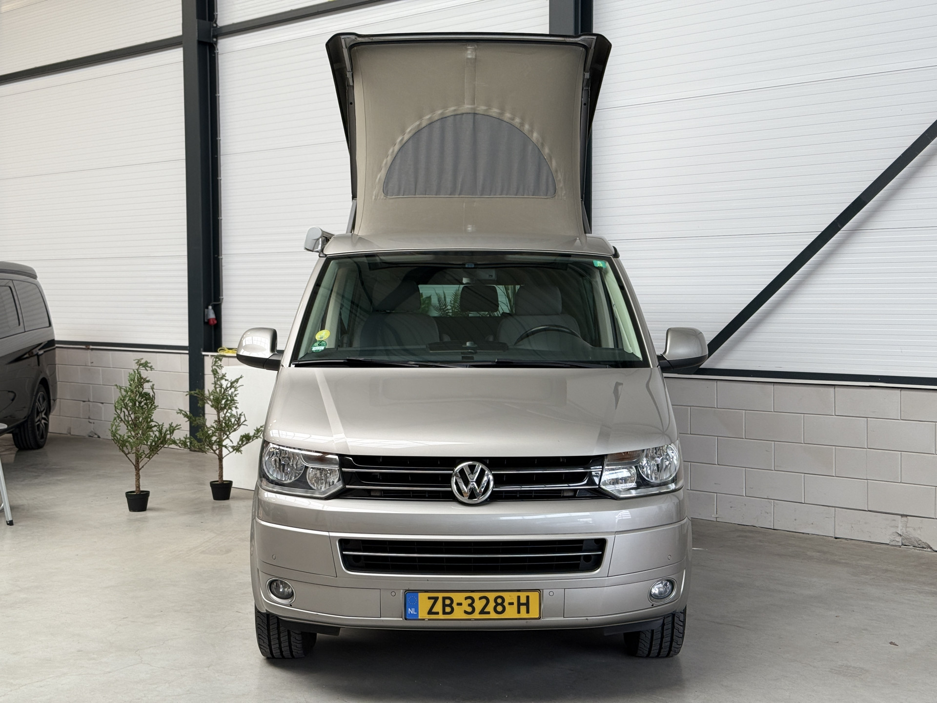 Volkswagen  California 140PK DSG | Elektr.Hefdak | Navi | Clima | Cruise 52576863-32.jpg | Korf Auto