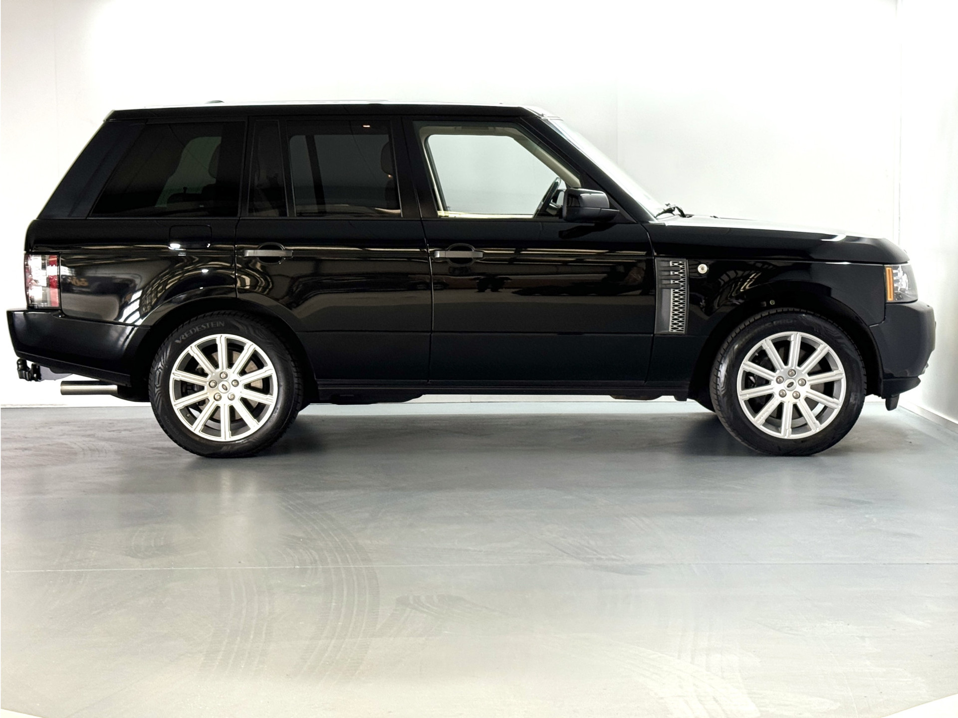 Land Rover Range Rover 5.0 V8 Supercharged / Youngtimer / Luchtvering / Pano / H&K / Camera 52672364-36.jpg | Korf Auto