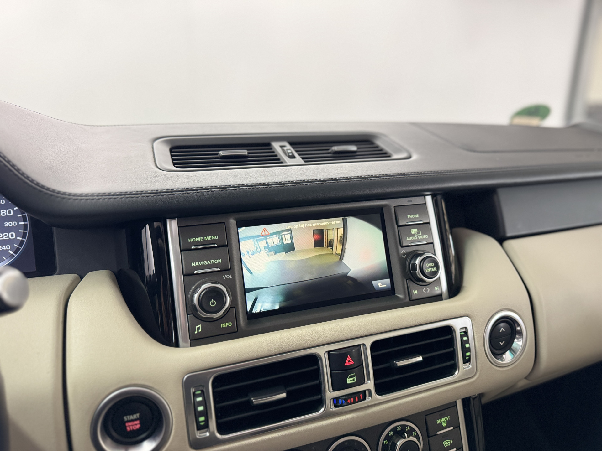 Land Rover Range Rover 5.0 V8 Supercharged / Youngtimer / Luchtvering / Pano / H&K / Camera 52672364-9.jpg | Korf Auto