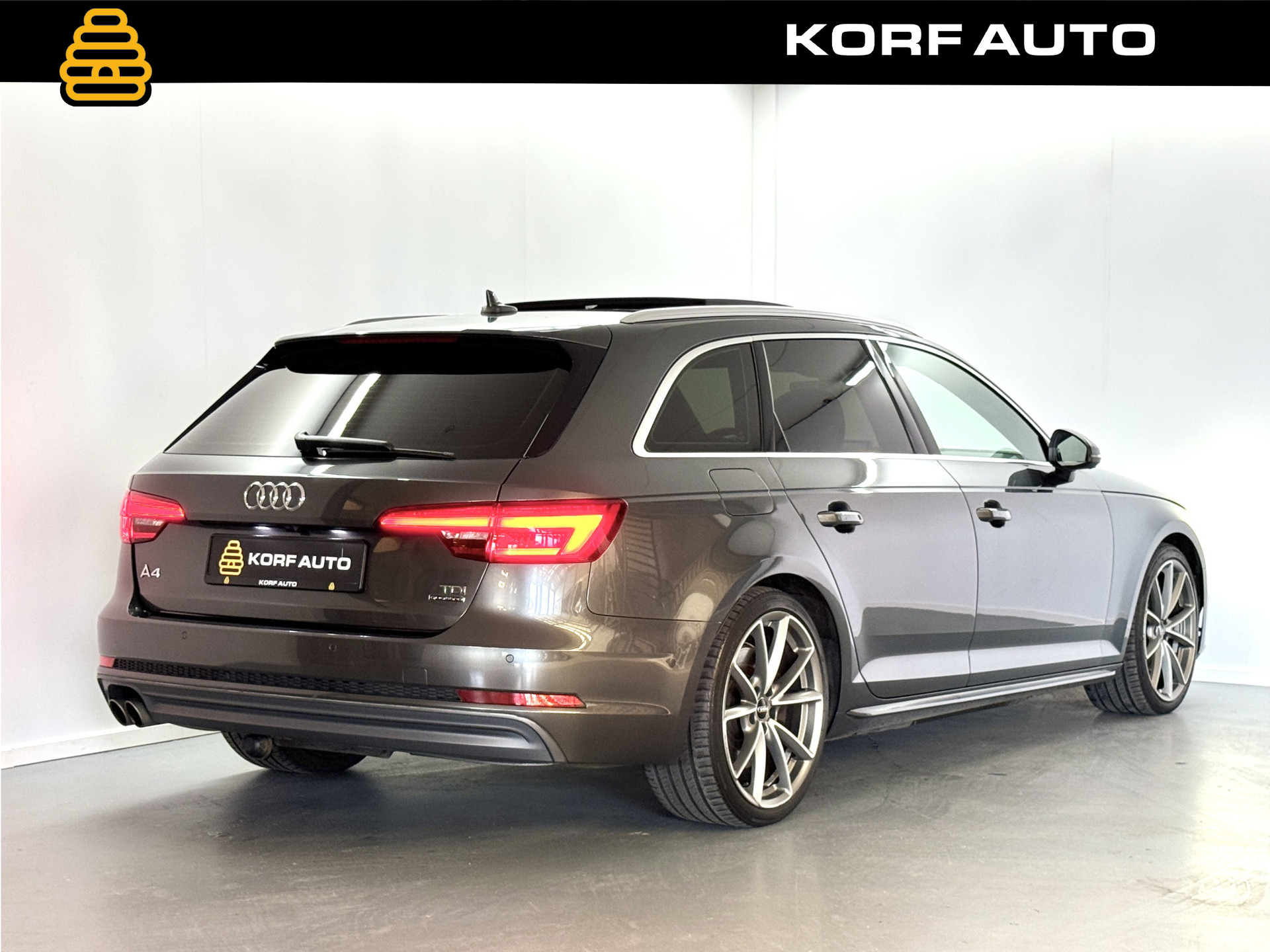 Audi A4 Avant 3.0 V6 TDI quattro 2x S-Line / Pano / B&O / 360 / Head-up / Trekhaak 52864368-1.jpg | Korf Auto