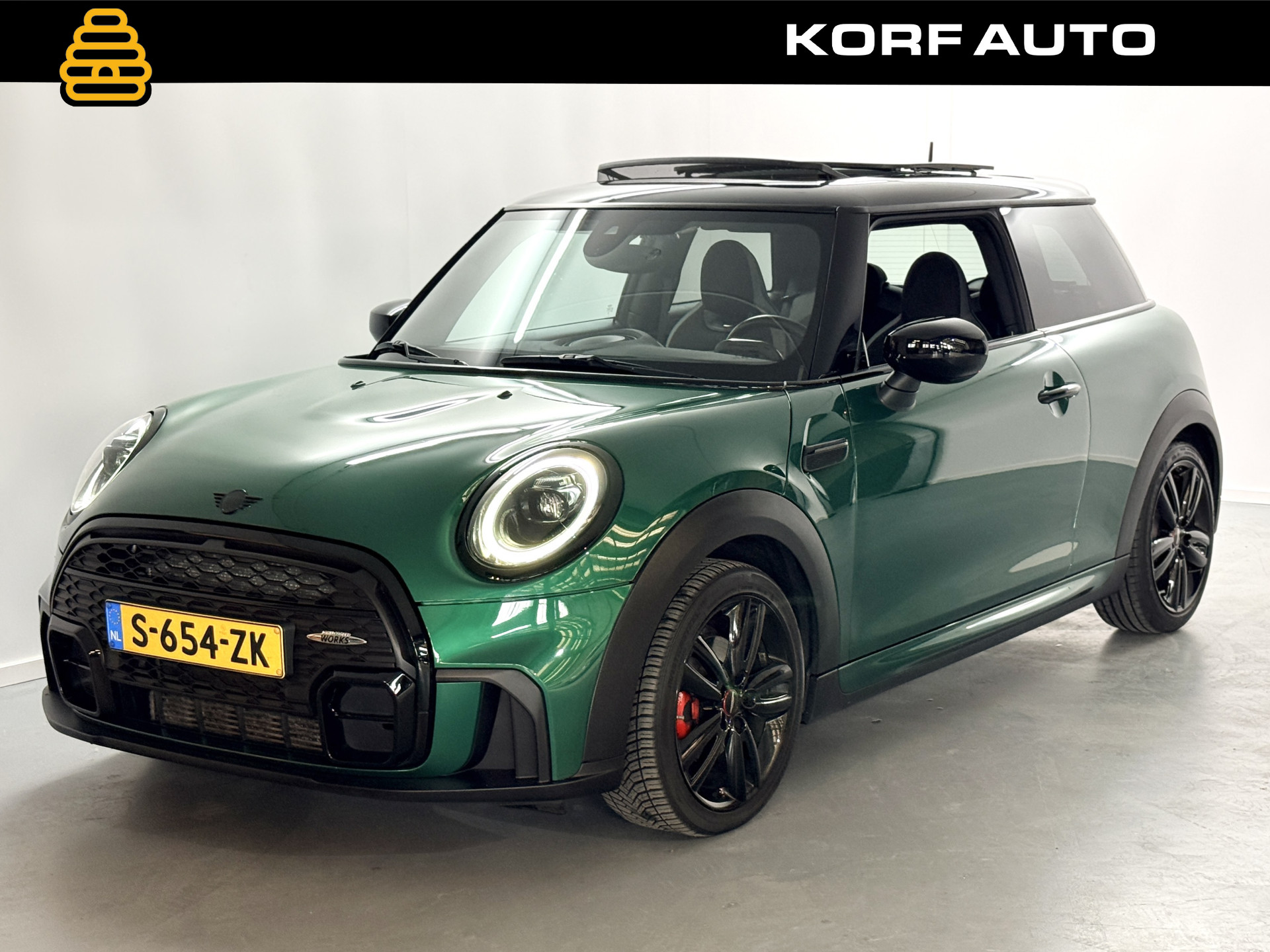 MINI Mini 1.5 Cooper Rockingham GT | JCW pakket | Pano | Schaalstoel 53544945-0.jpg | Korf Auto
