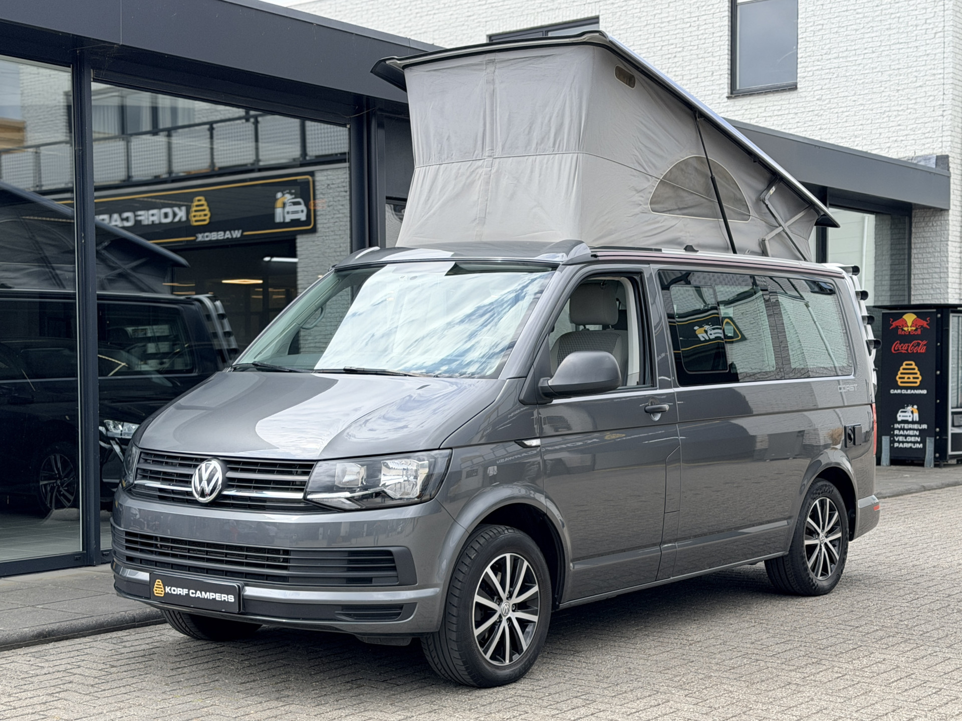 Volkswagen  California T6 Coast 150PK DSG | Navi | Cruise | Dealer ondh. 54829628-0.jpg | Korf Auto