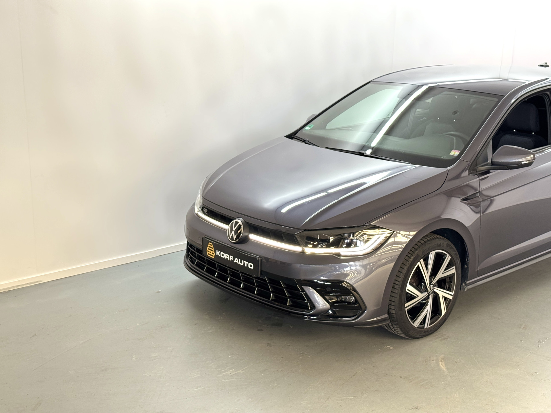 Volkswagen Polo 1.0 TSI R-Line / IQ-light / Camera / Digi / Stoelverwarming 55464446-11.jpg | Korf Auto