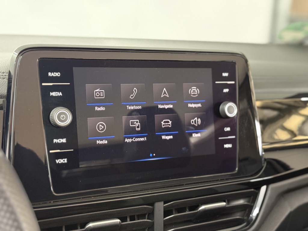 Volkswagen T-Roc Cabrio 1.5 TSI R-Line 150PK DSG | Virtual | Camera | IQ-light 55725582-17.jpg | Korf Auto