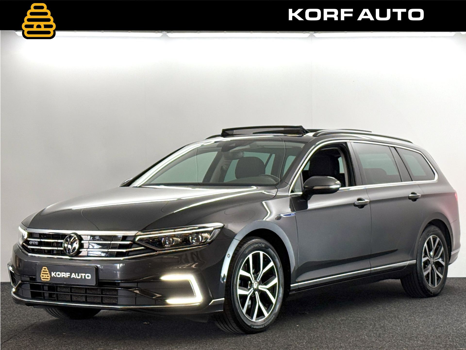 Volkswagen Passat 1.4 TSI PHEV GTE / Pano / Camera / Virtual / Massage 49343170-0.jpg | Korf Auto