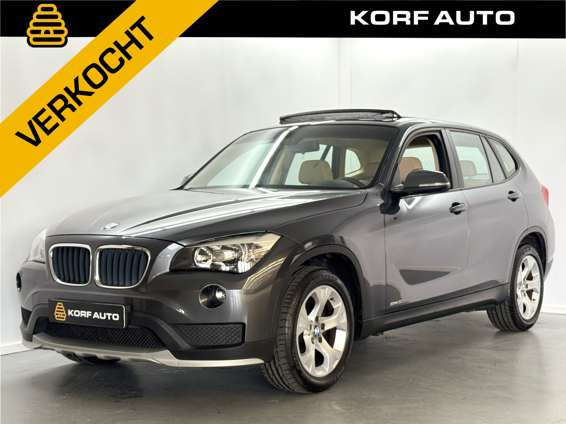 BMW X1 sDrive20i Business | VERKOCHT 55414632-0.jpg | Korf Auto